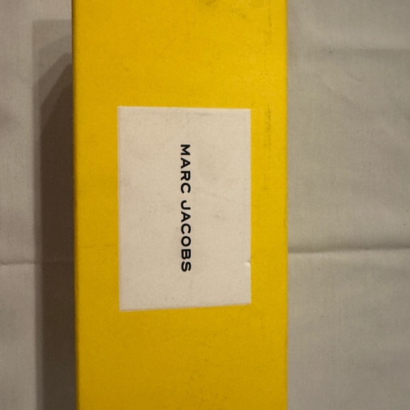 Marc Jacobs Black and Tan Woven Slides - Picture 6 of 6